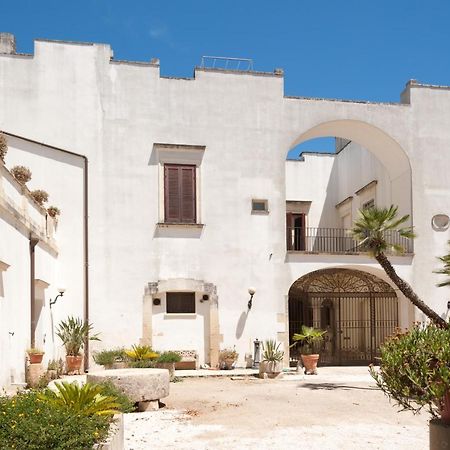 Palazzo Francesco Grassi Bed & Breakfast Aradeo Luaran gambar