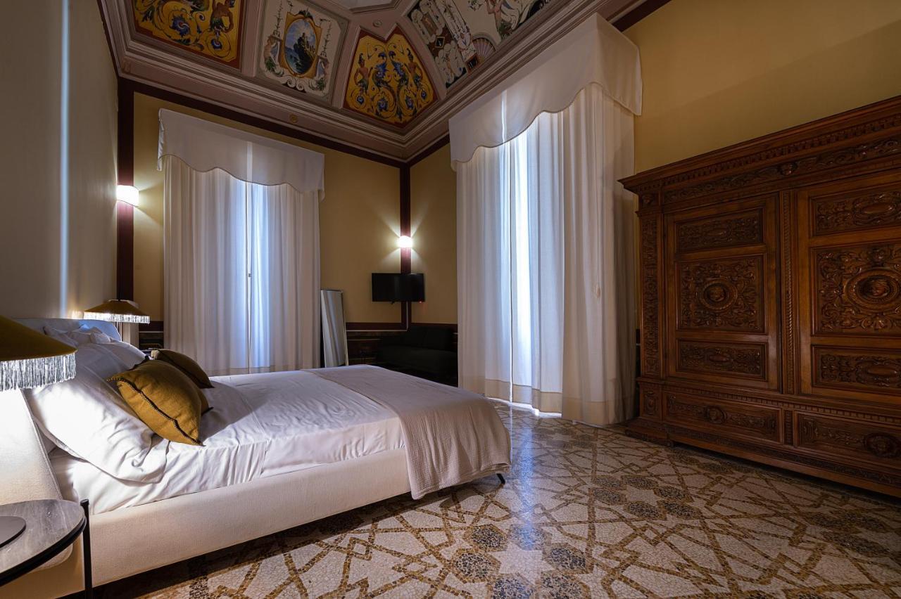 Palazzo Francesco Grassi Bed & Breakfast Aradeo Luaran gambar