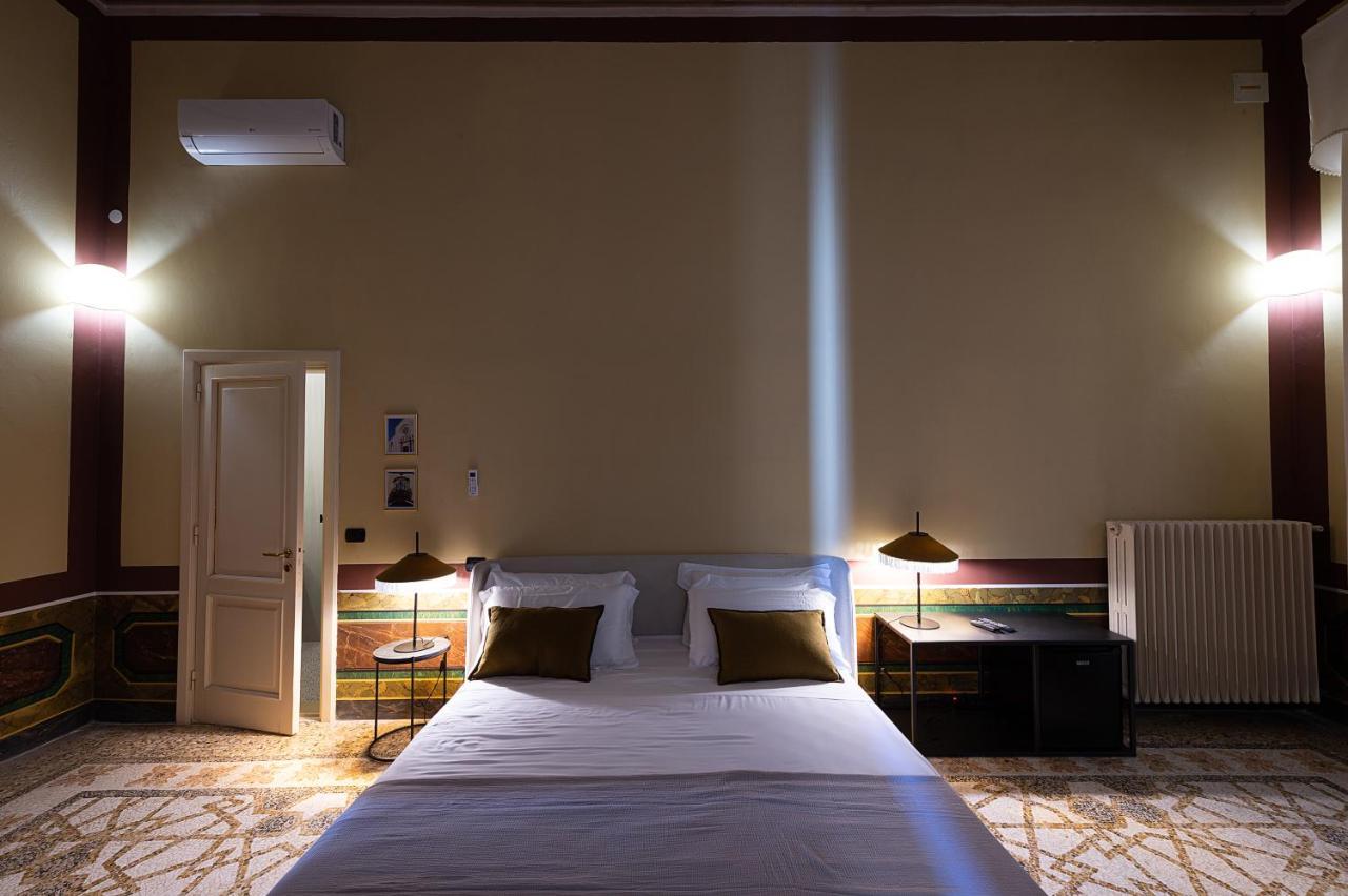 Palazzo Francesco Grassi Bed & Breakfast Aradeo Luaran gambar