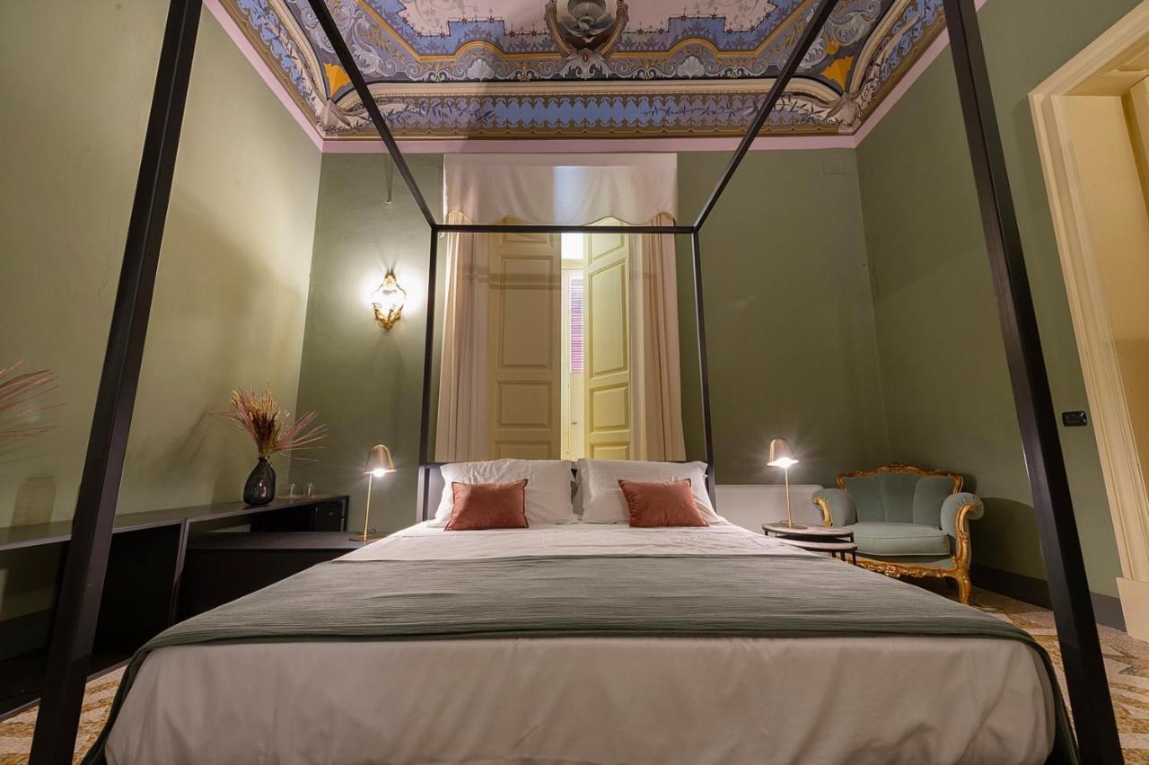 Palazzo Francesco Grassi Bed & Breakfast Aradeo Luaran gambar