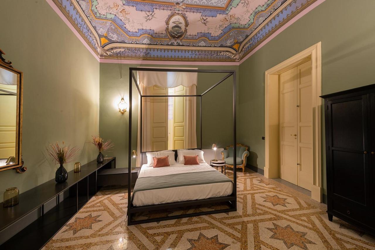 Palazzo Francesco Grassi Bed & Breakfast Aradeo Luaran gambar