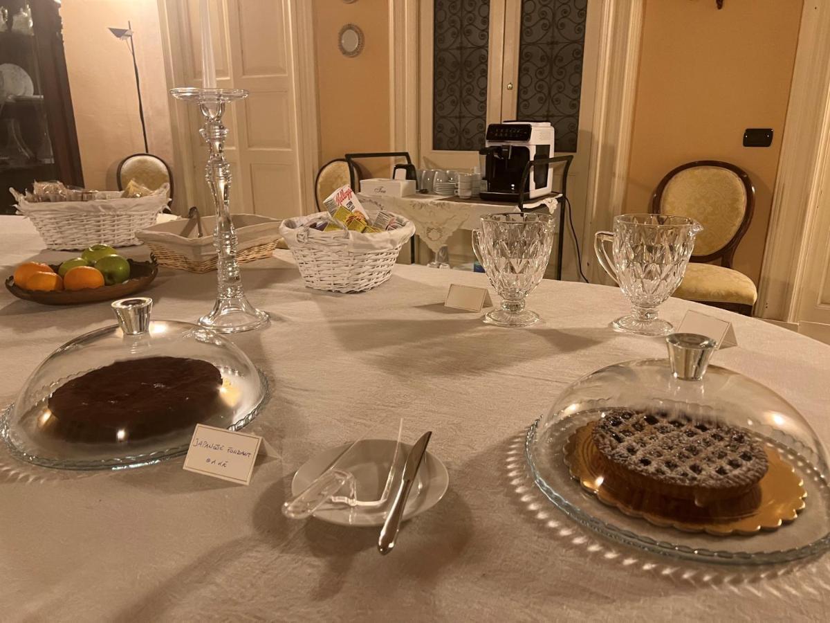 Palazzo Francesco Grassi Bed & Breakfast Aradeo Luaran gambar